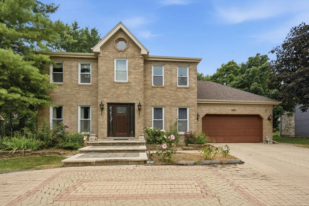 743 Dunham Lane, Bolingbrook