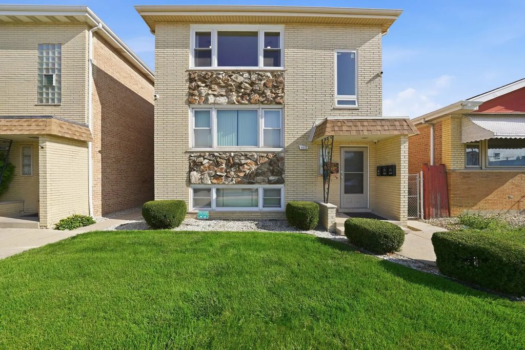 4510 W 55th Street 2, Chicago, 60632