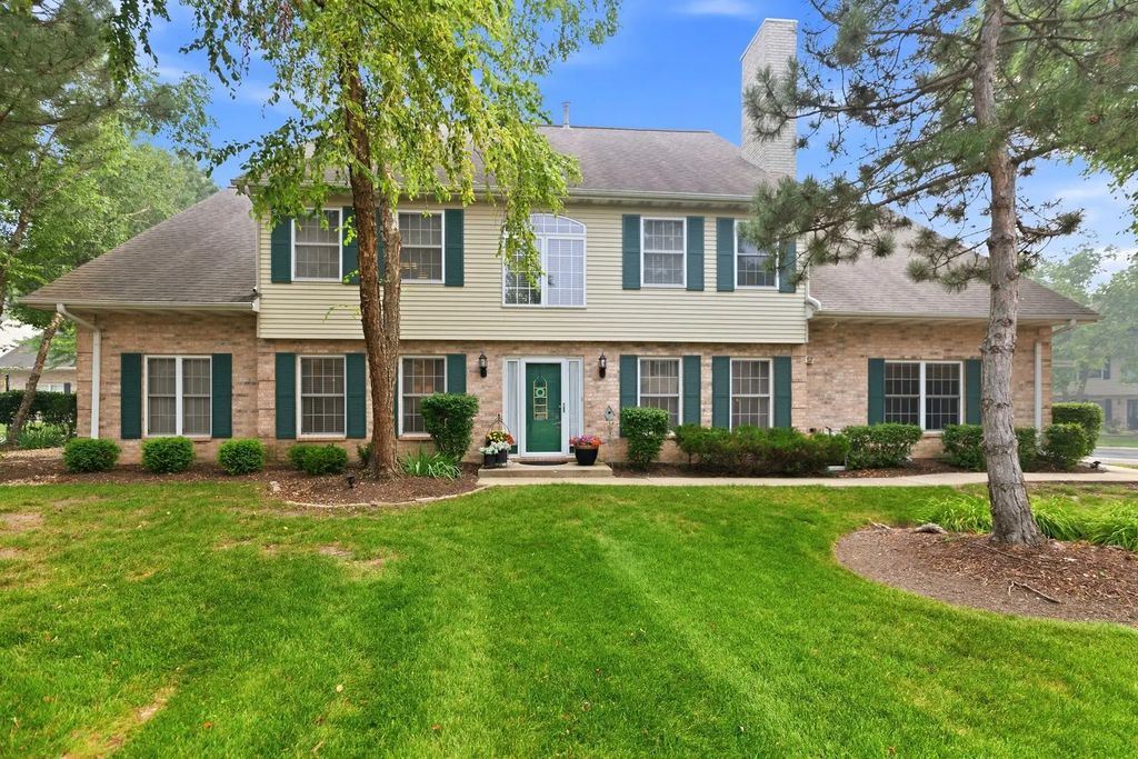 1537 Laurel Oaks Drive, Streamwood