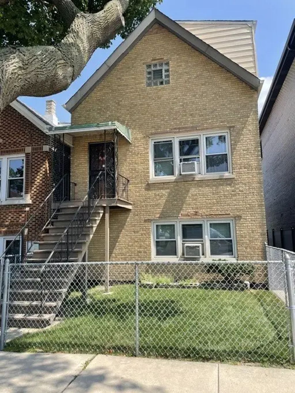 3249 S Racine Avenue, Chicago, 60608