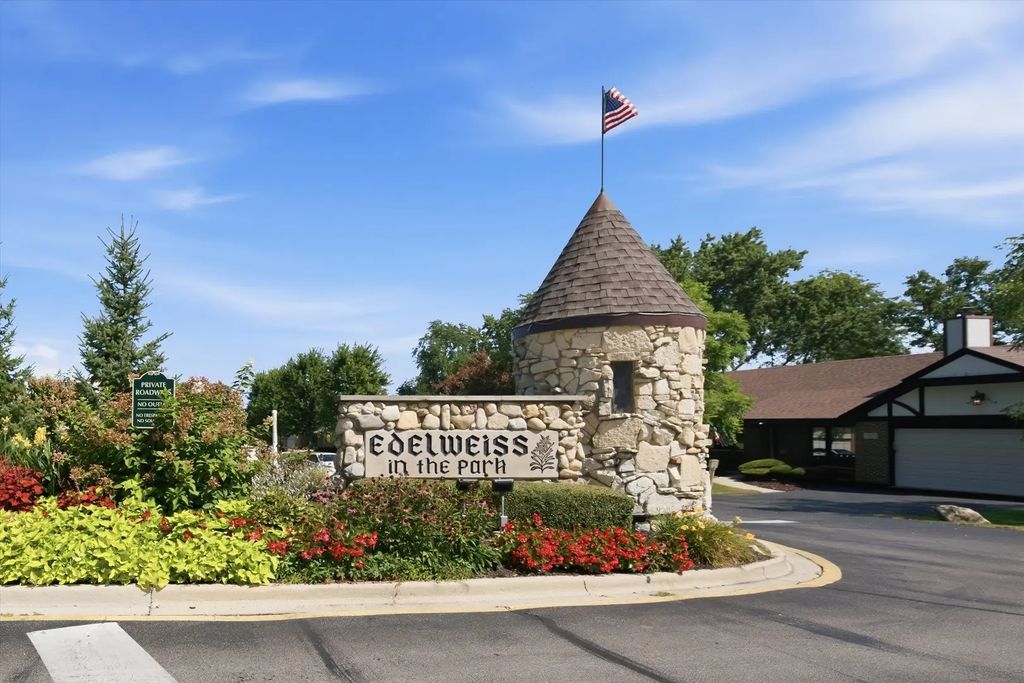 11553 Autobahn Drive E 201, Palos Park