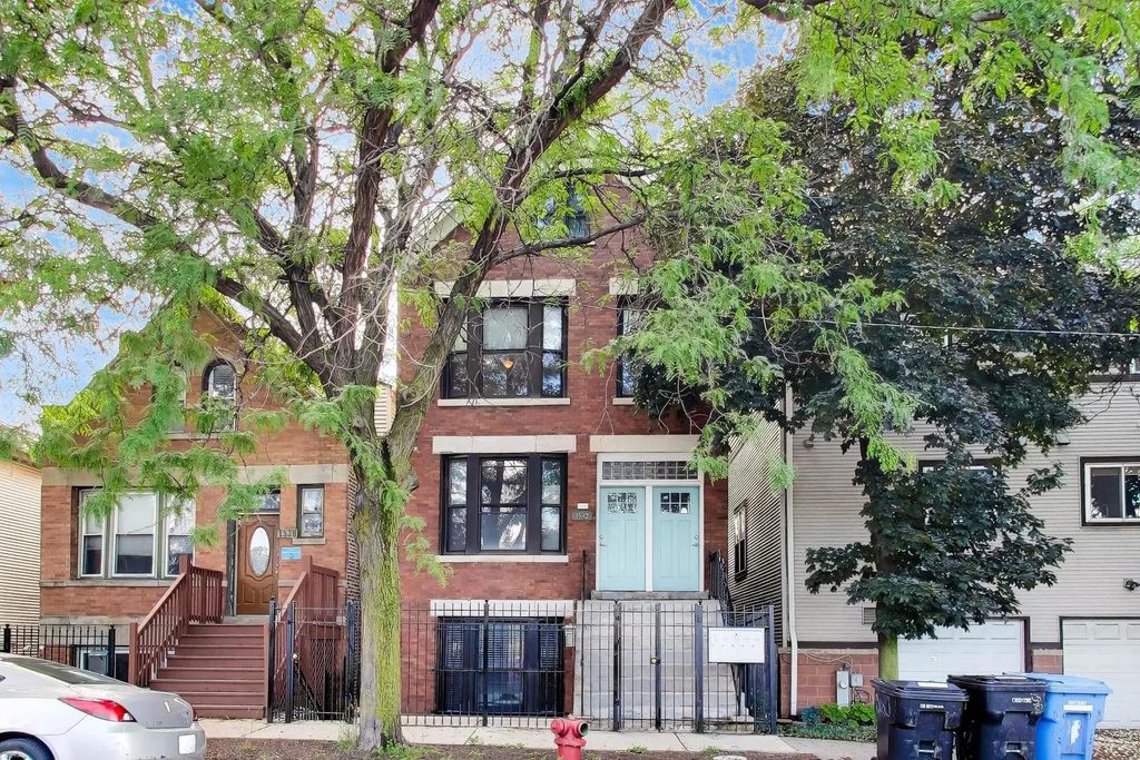1532 N Greenview Avenue 1f, Chicago, 60642