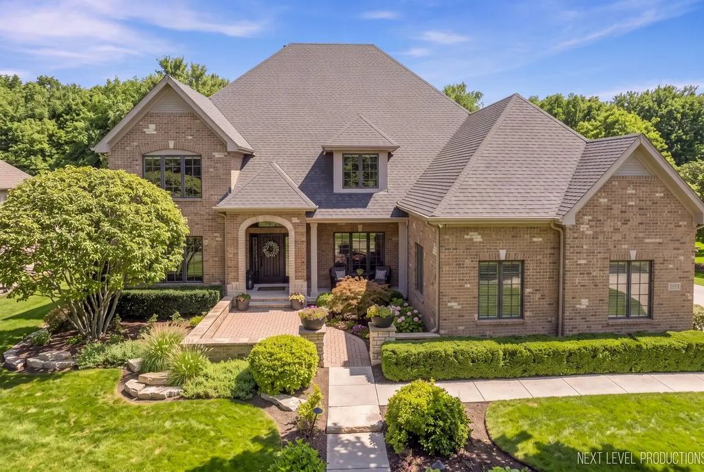 3016 Seiler Drive, Naperville