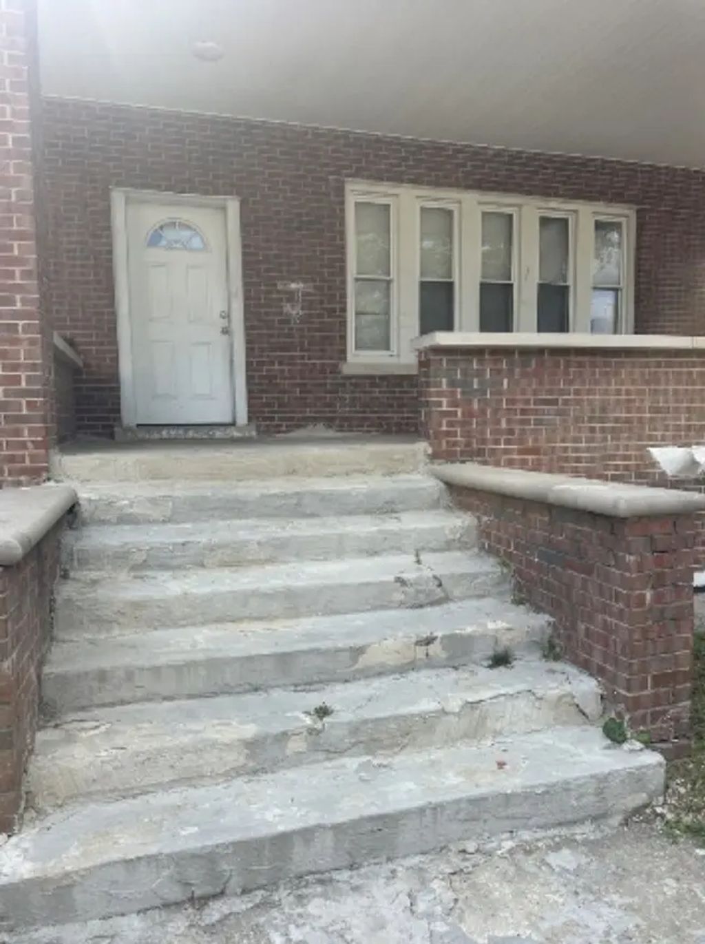 7408 S Yates Boulevard, Chicago