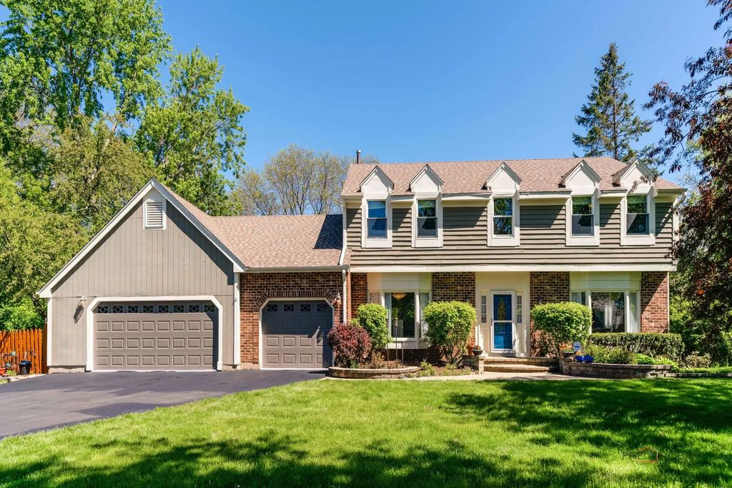 5544 Oak Grove Drive, Long Grove
