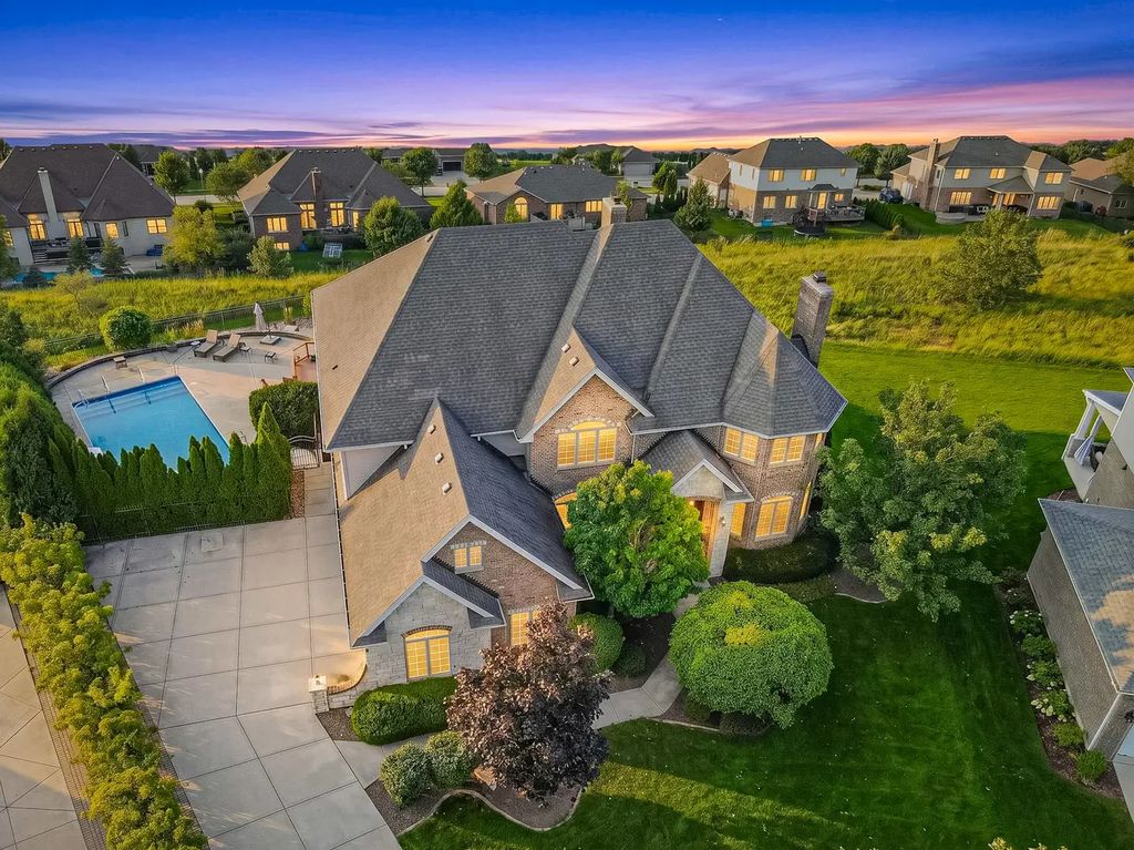 12408 Lajunta Court, Mokena