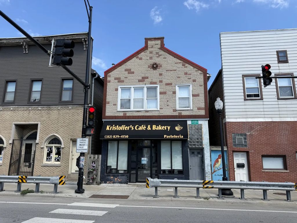 1733 S Halsted Street, Chicago