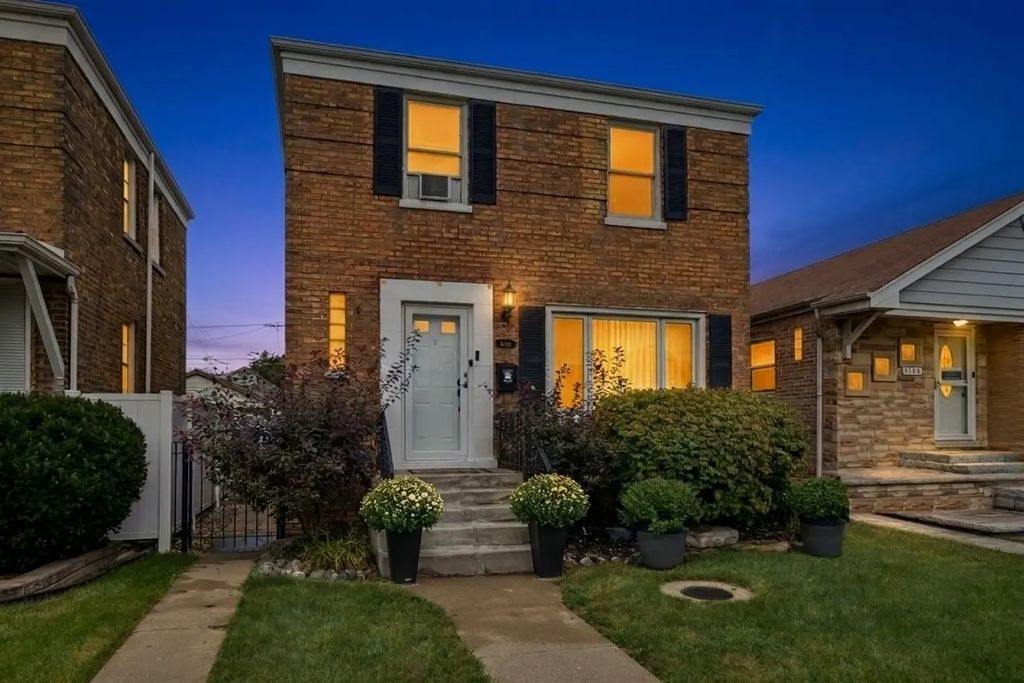 6118 S Austin Avenue, Chicago, 60638