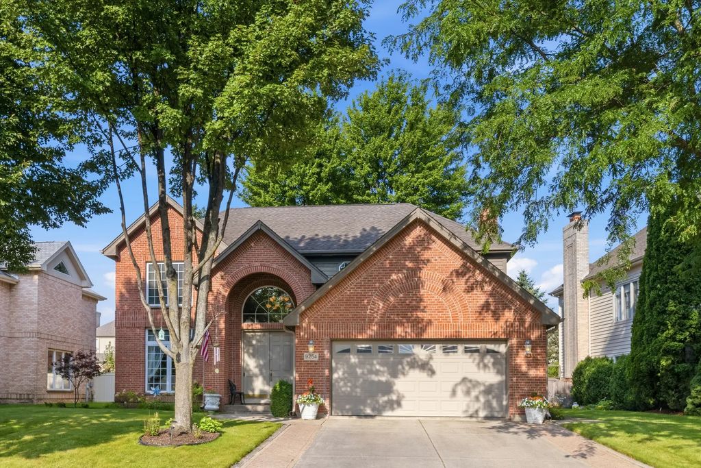 9254 Nagle Avenue, Morton Grove