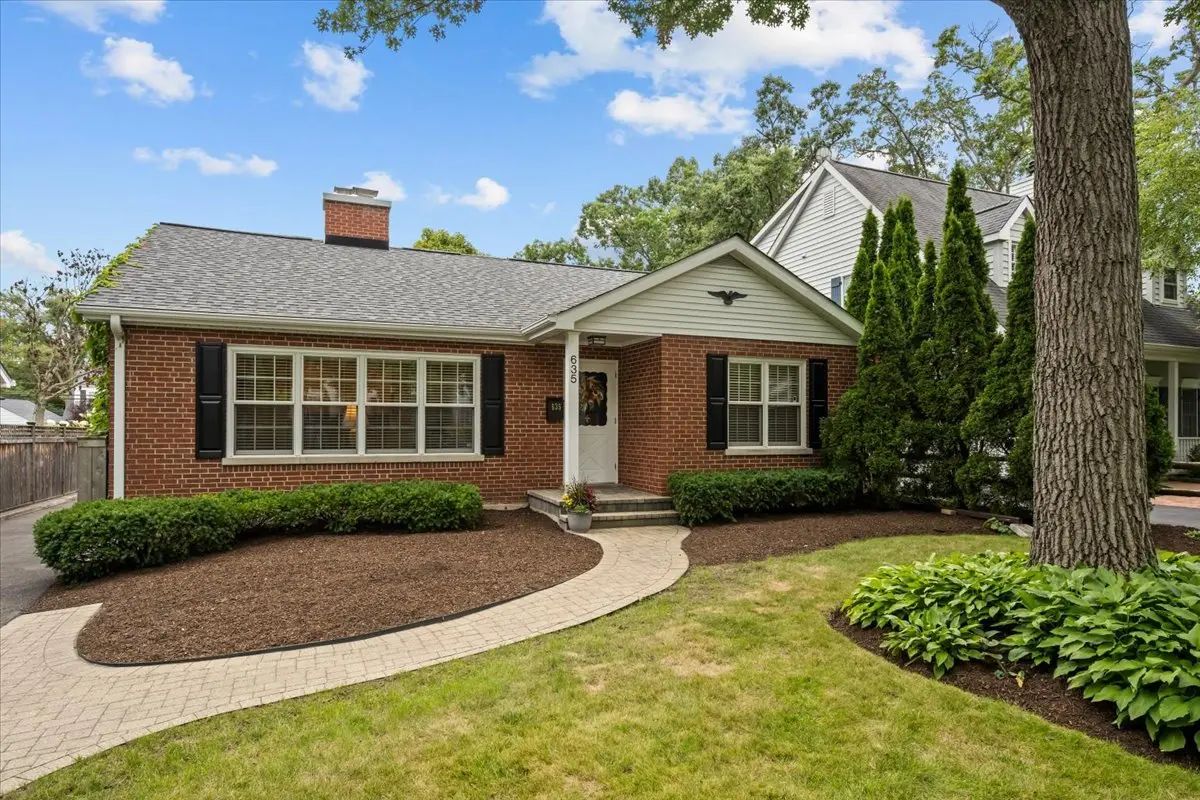 Photo of Listing #12739766