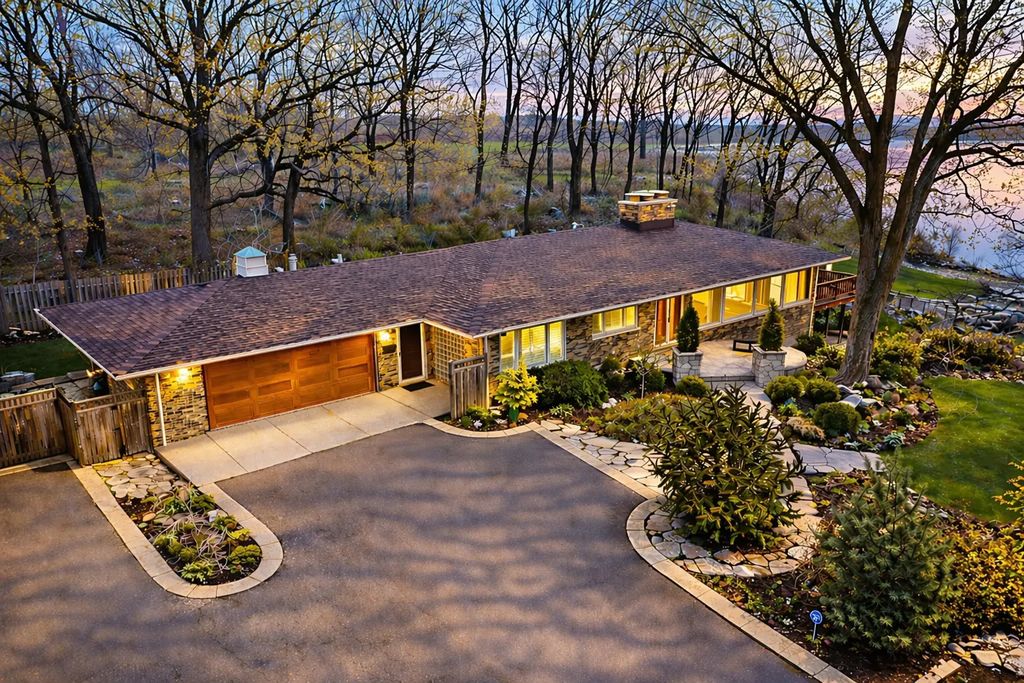 720 South Street, Barrington