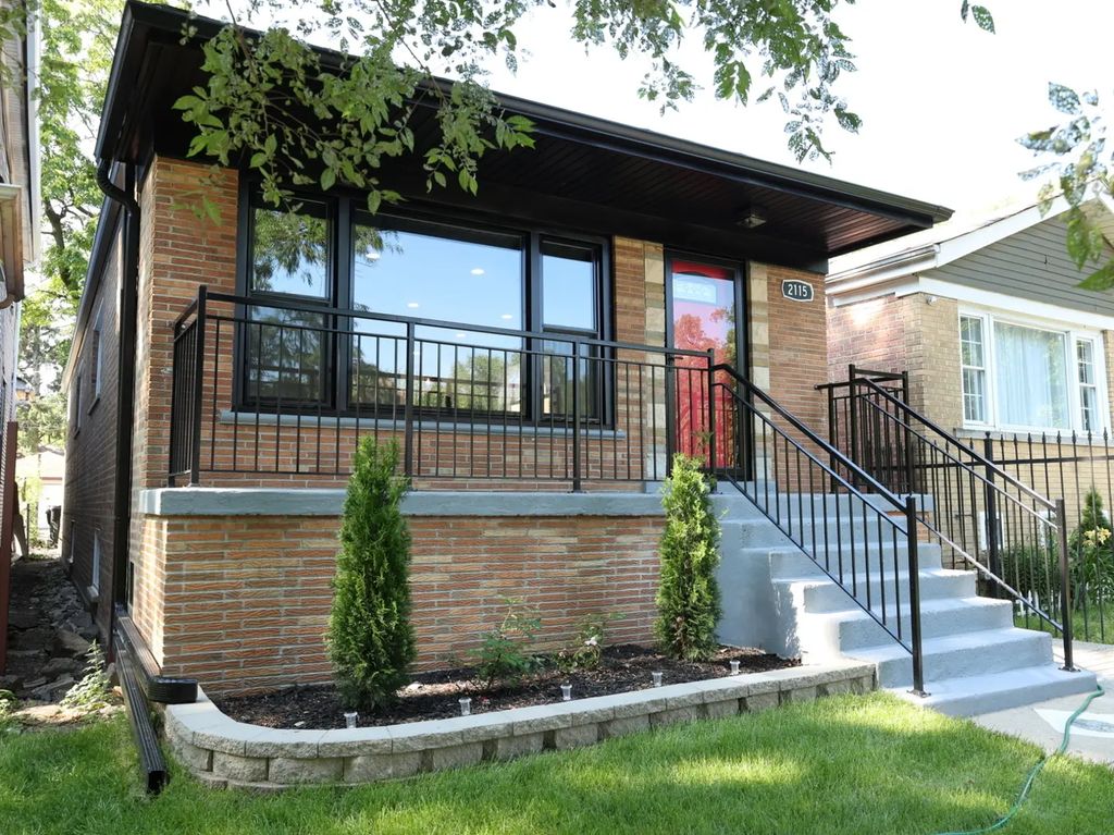 2115 W 68th Place, Chicago