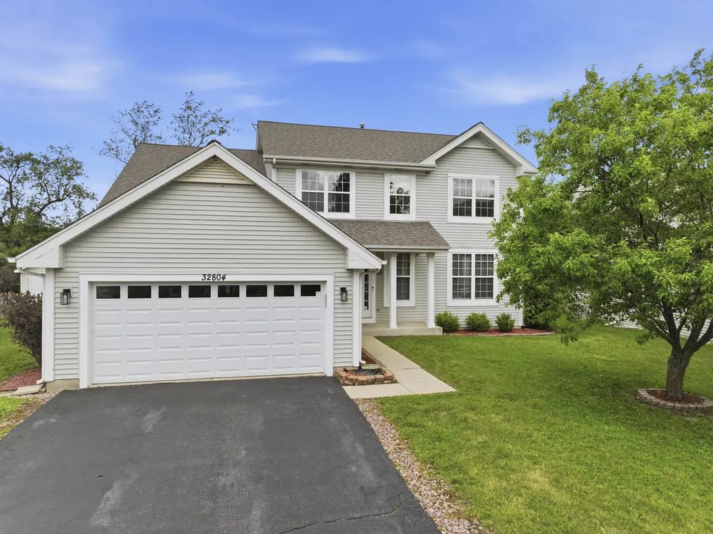 32804 Bending Creek Road, Lakemoor
