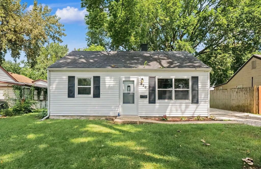 220 Arcadia Drive, Rantoul