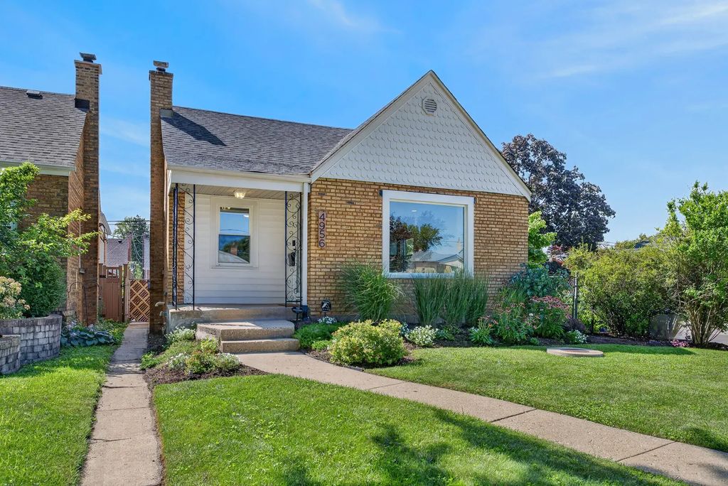 4956 N Mobile Avenue, Chicago, 60630