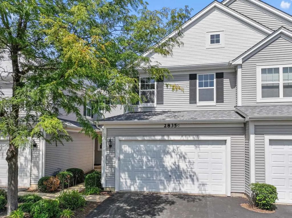 2835 Cattail Court C, Wauconda