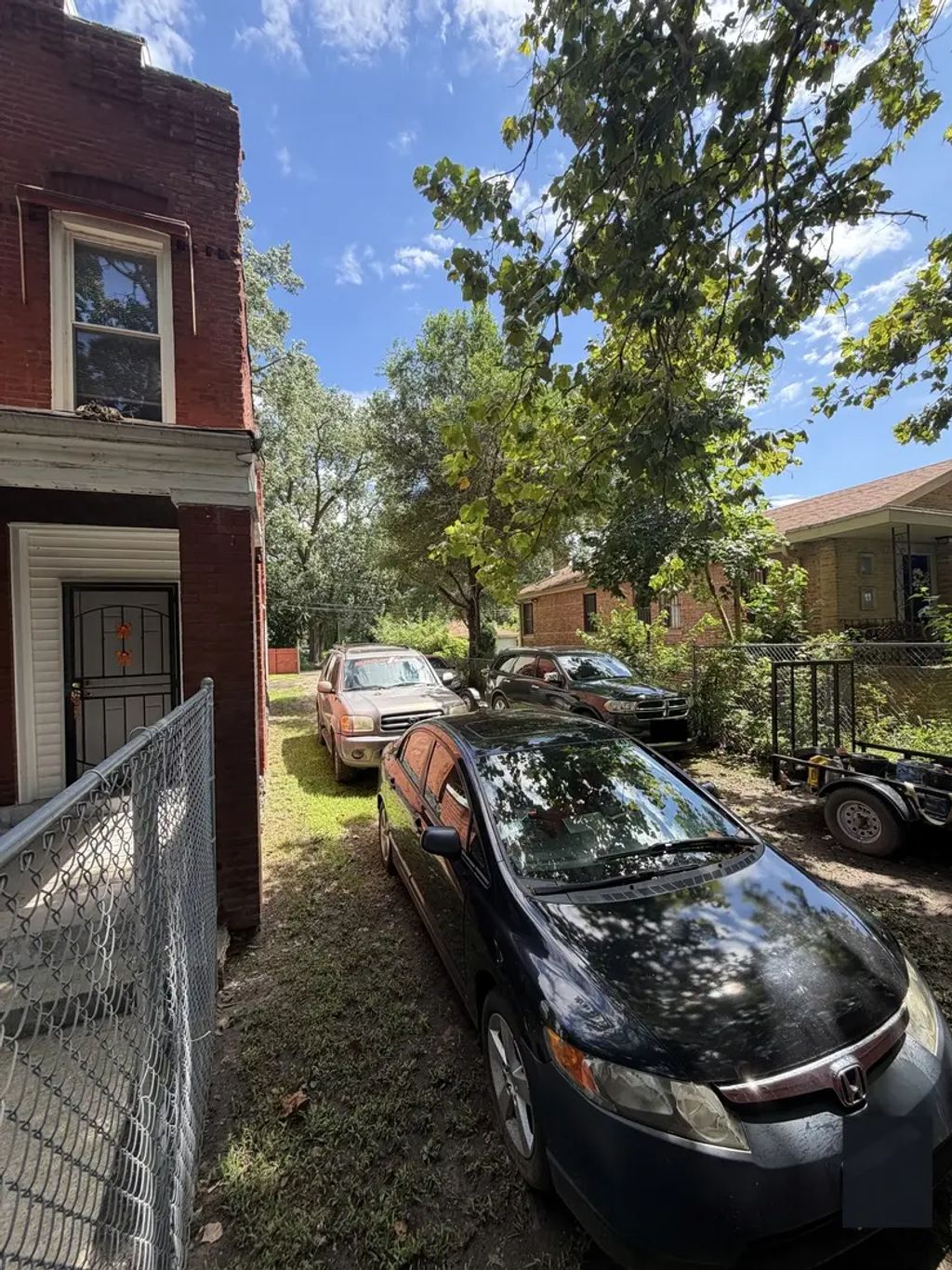 8235 S Marquette Avenue, Chicago
