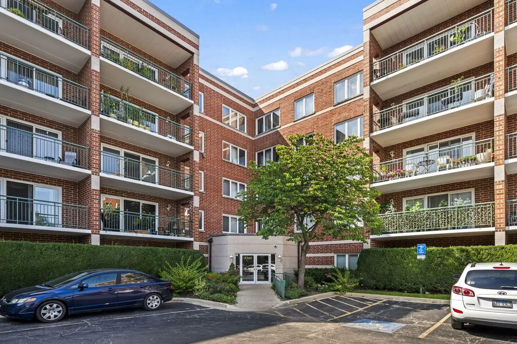 5360 N Lowell Avenue 511, Chicago