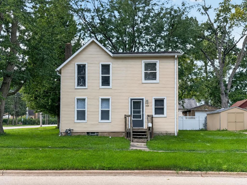 529 S Locust Street, Sycamore