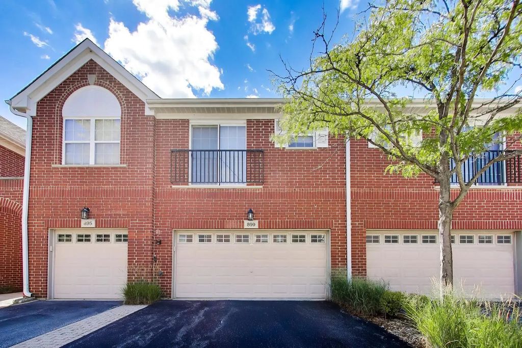 899 Bromley Place, Northbrook, 60062