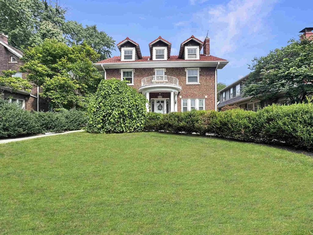 934 Fair Oaks Avenue, Oak Park
