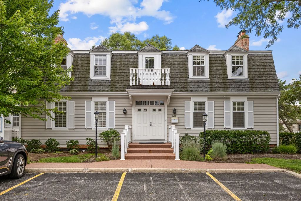 1621 W Colonial Parkway, Inverness