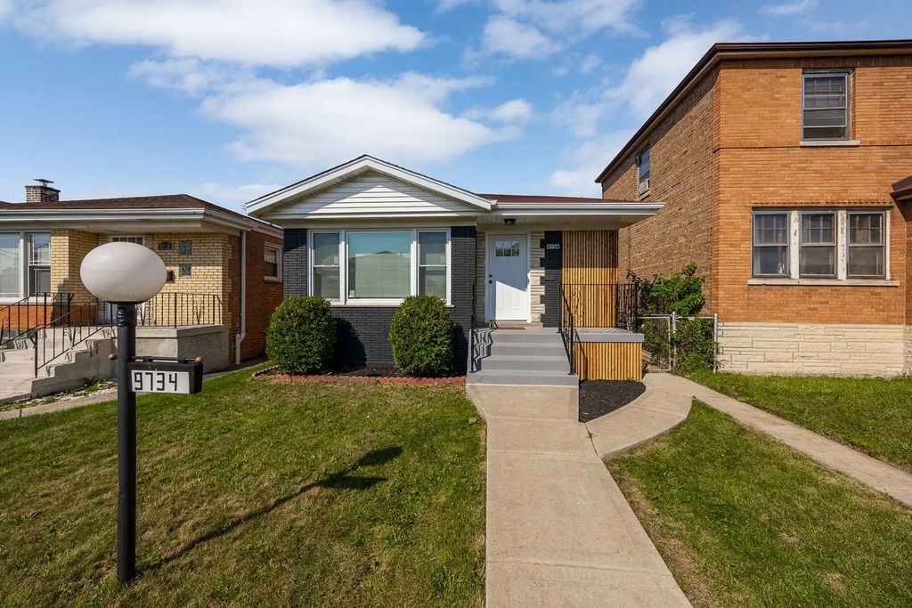 9734 S Princeton Avenue, Chicago