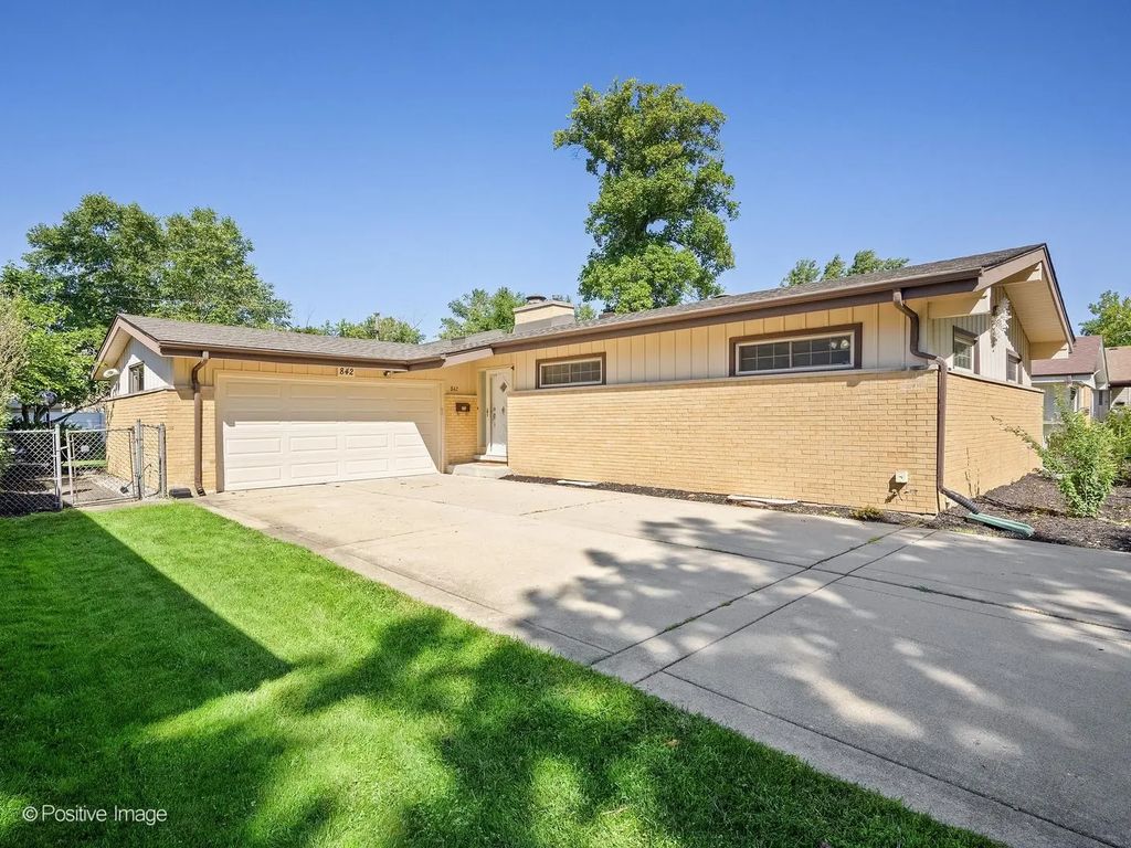 842 S Euclid Avenue, Villa Park