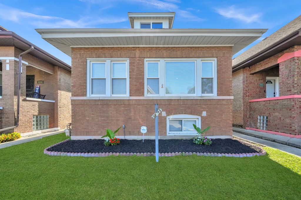 8133 S Loomis Boulevard, Chicago, 60620