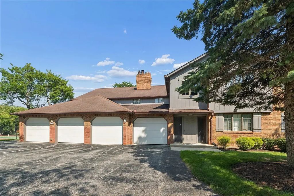 13259 S Country Club Court 2a, Palos Heights