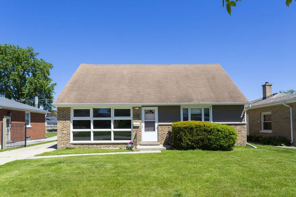 1431 Mandel Avenue, Westchester