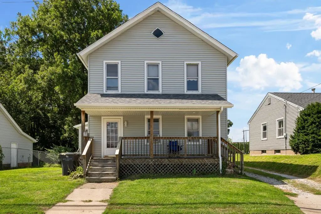 2510 17th Street, Rock Island