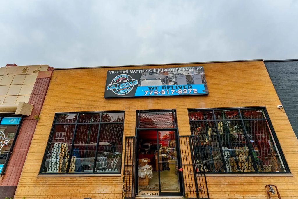 4934 S Ashland Avenue, Chicago