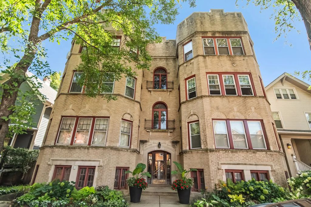 6535 N Ashland Avenue 3s, Chicago