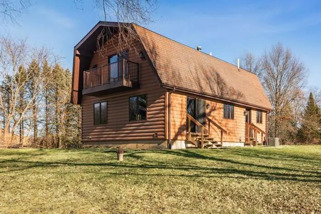 9510 Martin Drive, Spring Grove