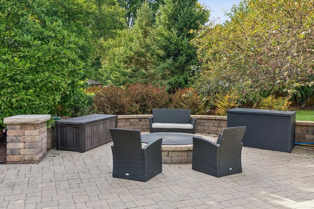 29w280 Hartman Drive, Naperville