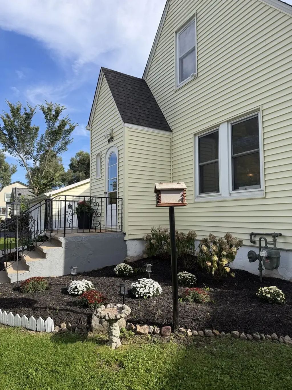 7615 South Drive, Wonder Lake