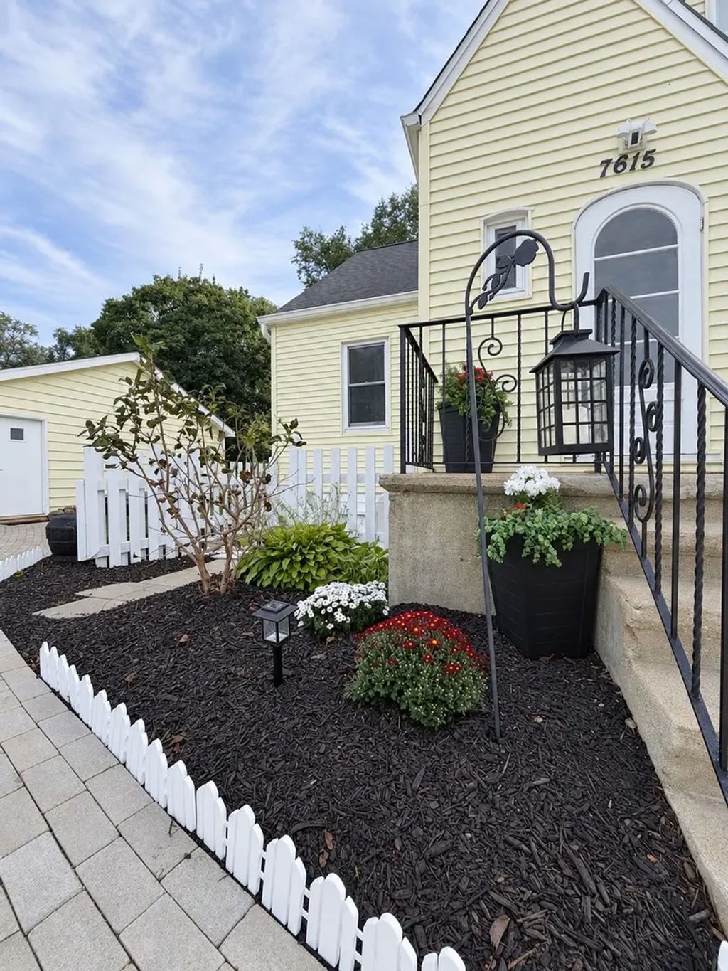 7615 South Drive, Wonder Lake