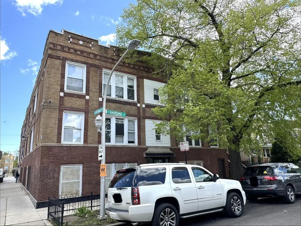 1255 N Harding Avenue 2s, Chicago