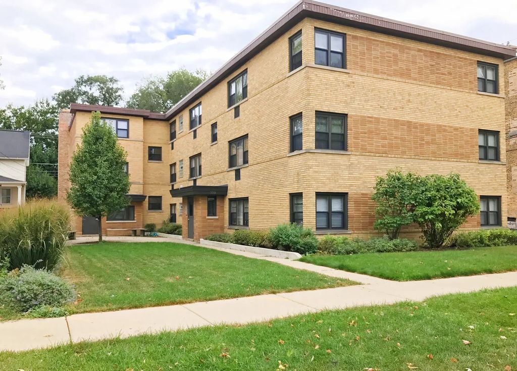 311 Sherman Avenue 2c, Evanston