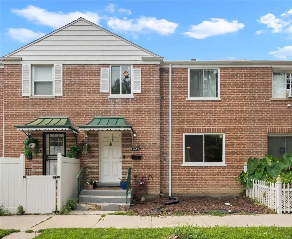 4844 N Harding Avenue, Chicago