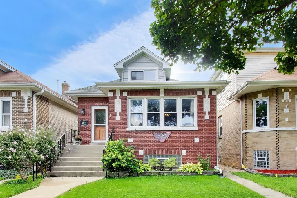 7911 W Westwood Drive, Elmwood Park