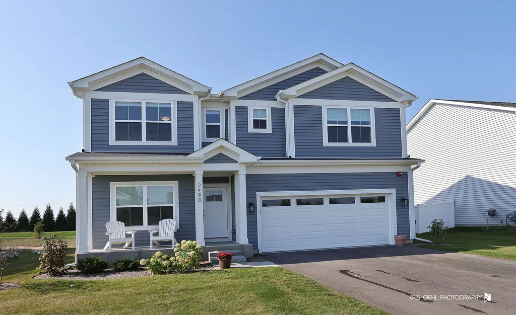 2490 Olivia Court, Wauconda