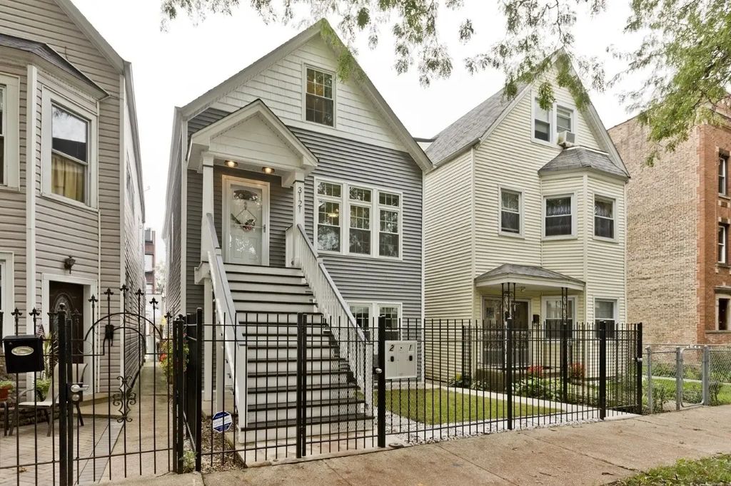 3121 N Monticello Avenue 1, Chicago, 60618