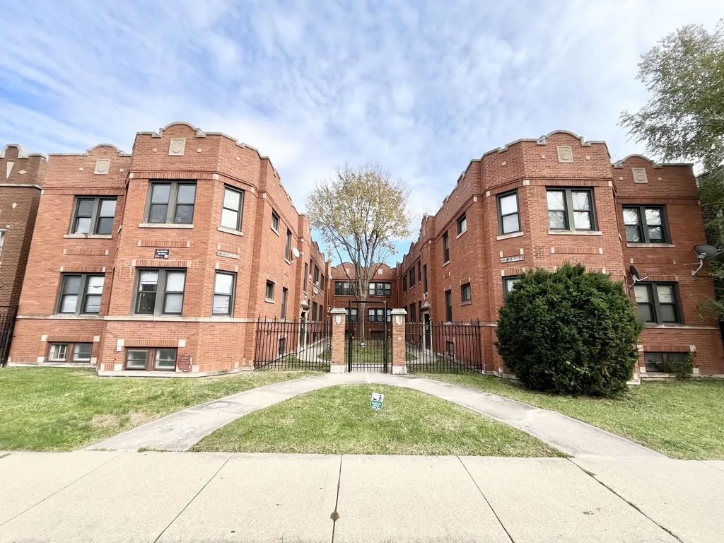 1333 N Lorel Avenue 1w, Chicago