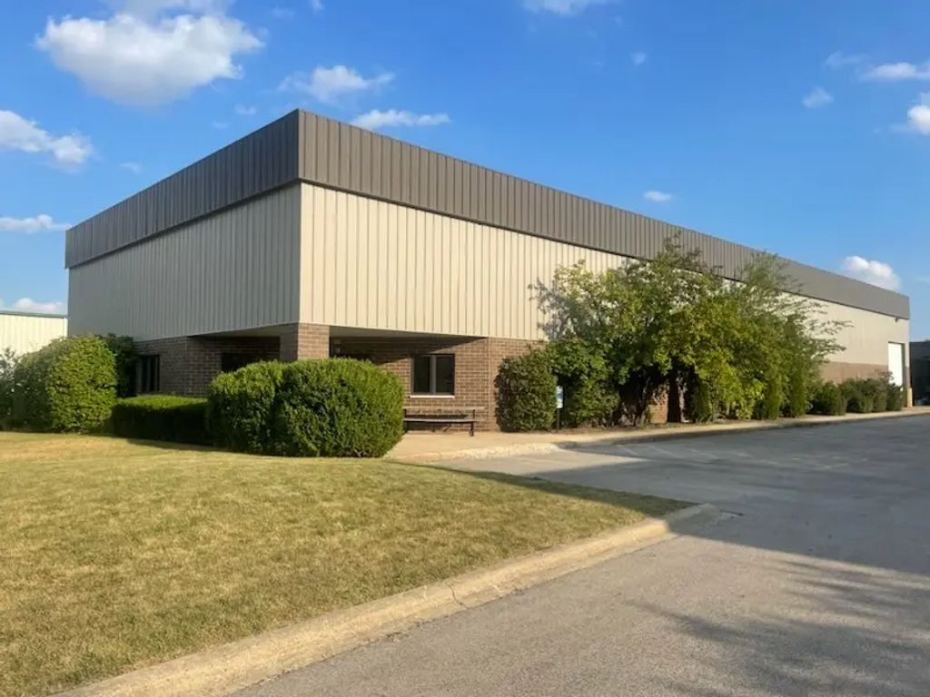 345 Production Drive, South Elgin