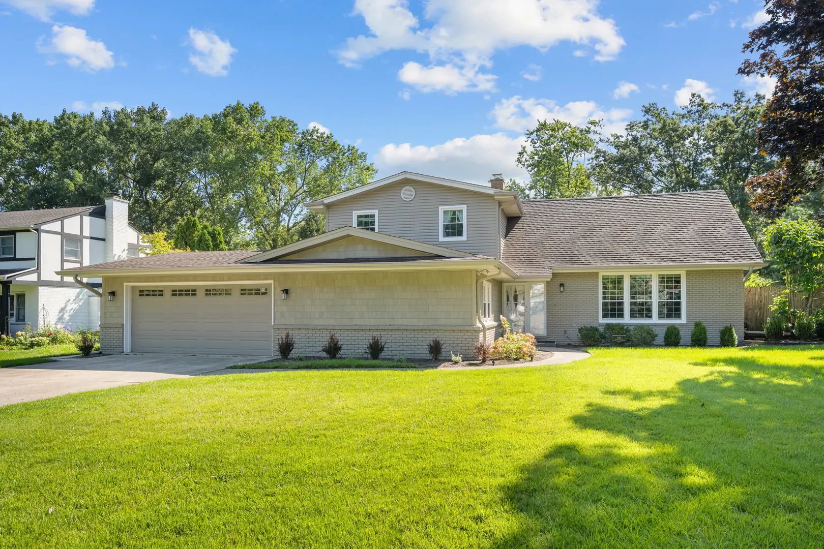 Photo of Listing #12740886