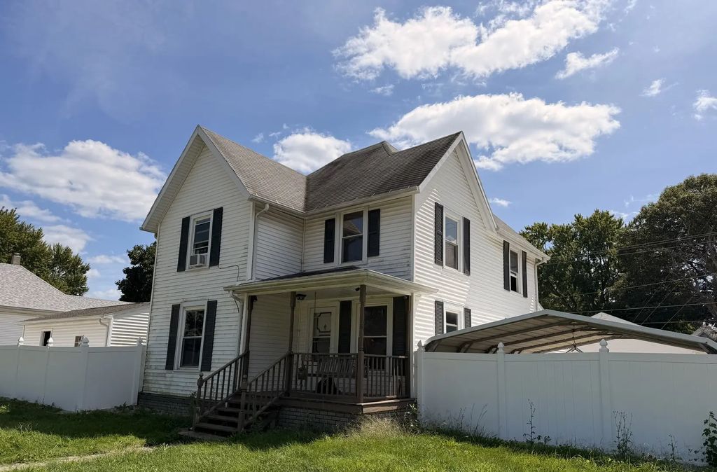 504 E Timber Street, Pontiac
