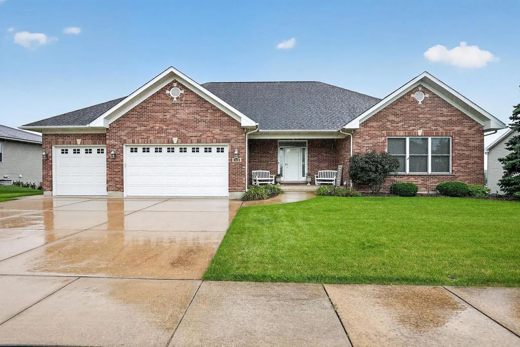 431 N Patricia Lane, Hampshire
