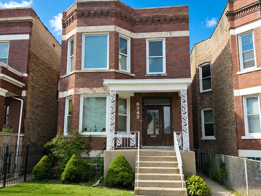 6742 S Morgan Street, Chicago